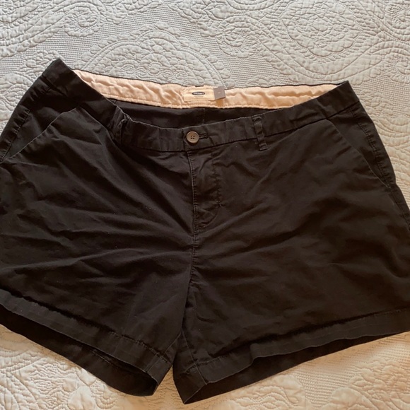 Old Navy Pants - Women’s Classic Old Navy Shorts 14